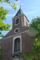 De Sint-Bavokerk te Wanzele
